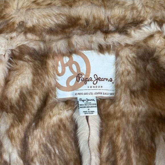 Pepe Jeans London Women’s Faux Shearling Hooded Toggle Coat – Beige – Size S - Picture 6 of 6